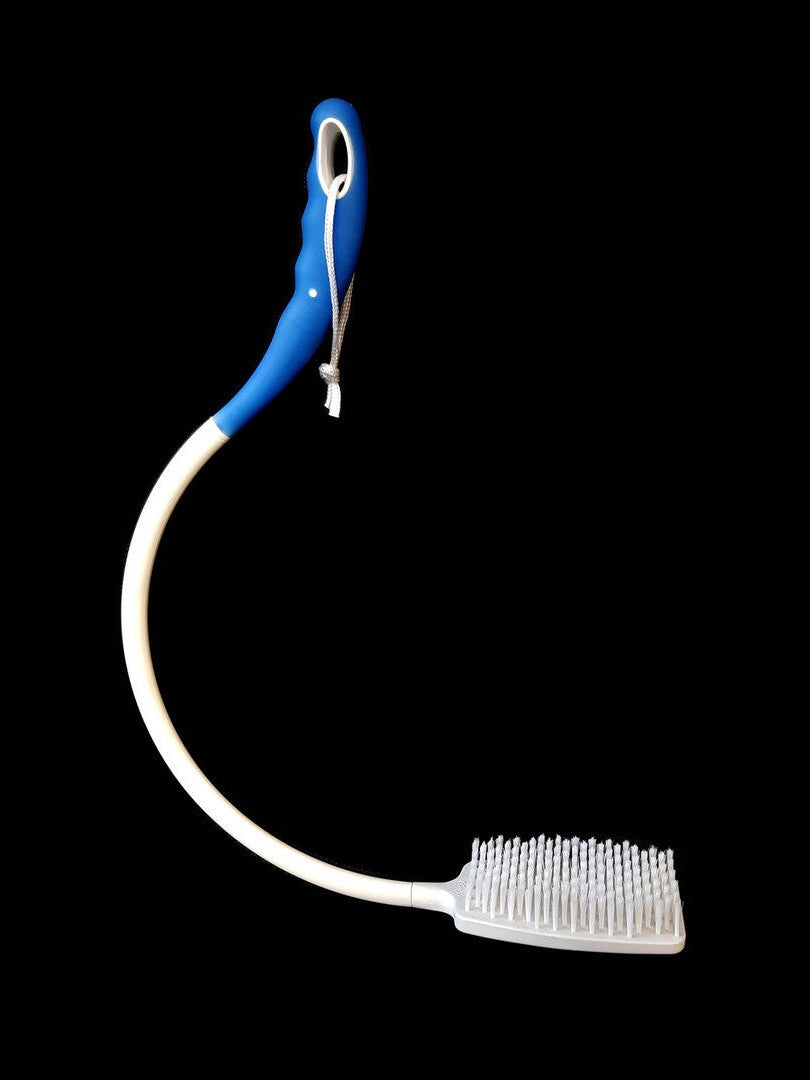 Curved Bath Brush, features view