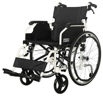Deluxe Lightweight Aluminium Wheelchair, close-up detail (image 12)